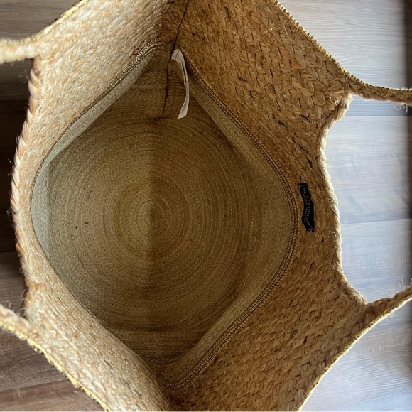 Olivia Miller Woven Tote Bag - Picture 4 of 5